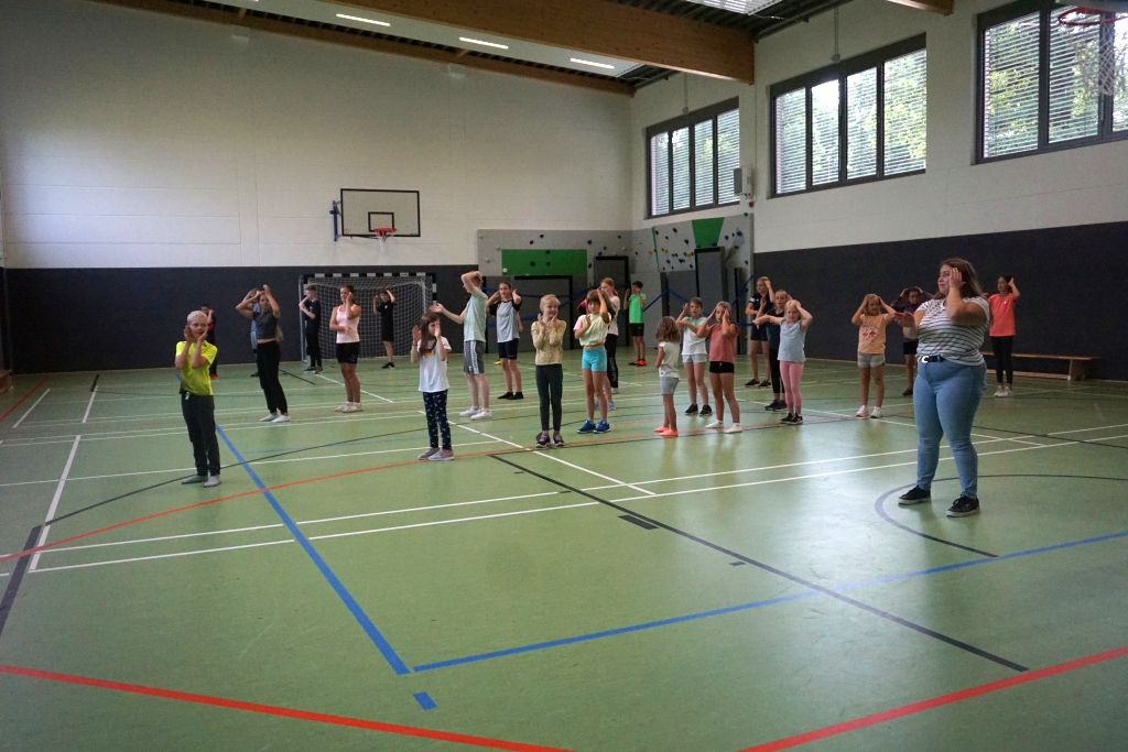 einrad schwimmen tanzen 0722 05 freizeit