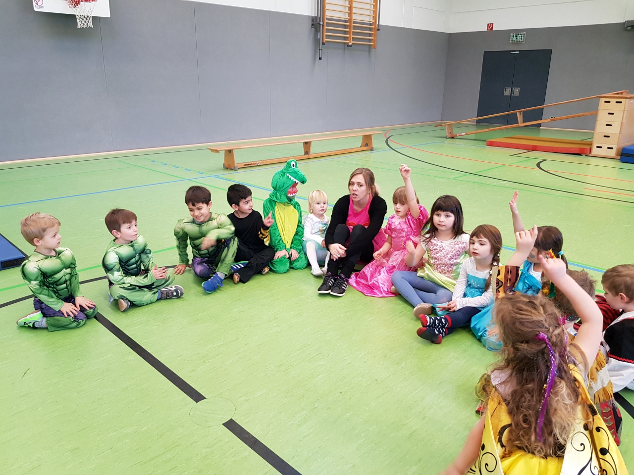 purzelturnen 180207 3 fasching